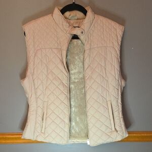 Elegant Women's Quilted Faux Fur Lined Vest in Cream